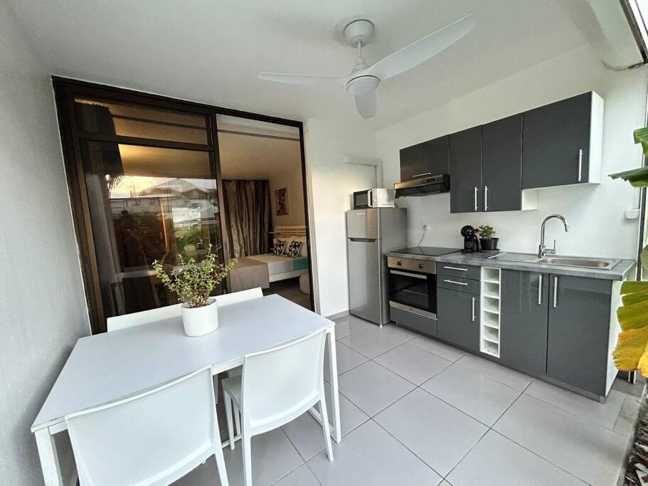 Studio Cosy Plage Et Piscine A Bas Du Fort Le Gosier  Exterior foto